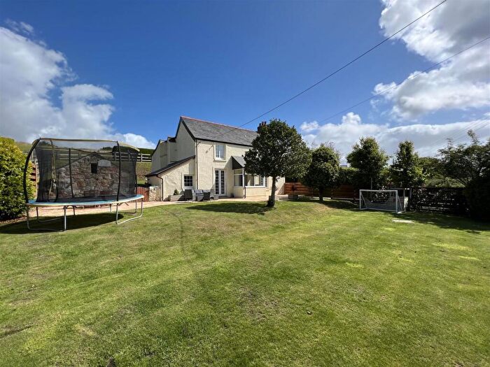 4 Bedroom Cottage For Sale In Trelowth, St. Austell, PL26