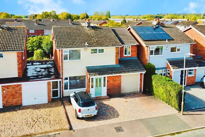 4 Bedroom Detached House For Sale In Fletchers Way, East Goscote, LE7