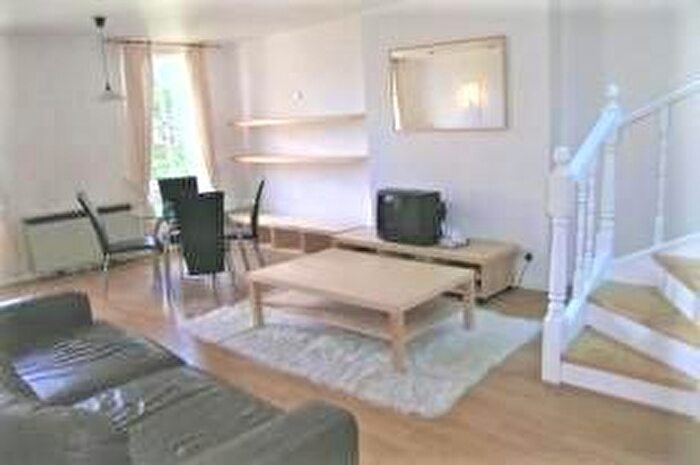 1 Bedroom Flat To Rent In Wellington Way, London, E3