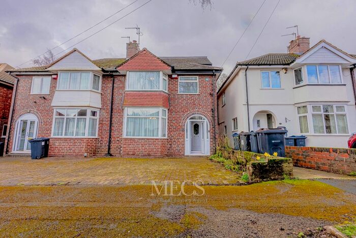 4 Bedroom Semi-Detached House To Rent In Wentworth Park Avenue, Harborne, Birmingham, B17