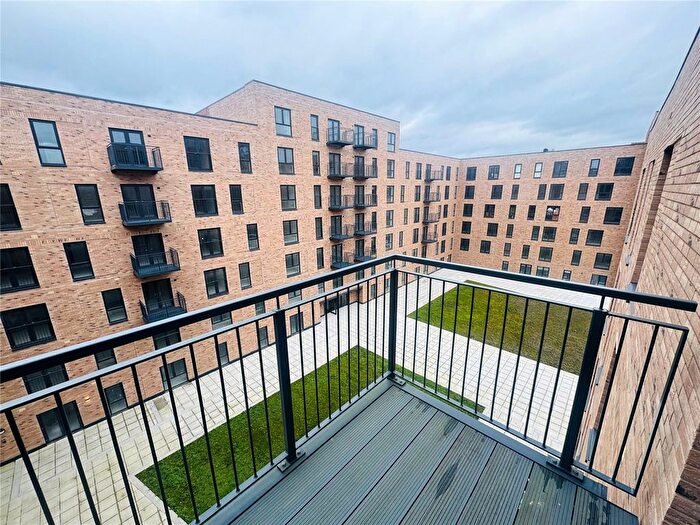 1 Bedroom Flat To Rent In Ordsall Lane, Salford, Greater Manchester, M5