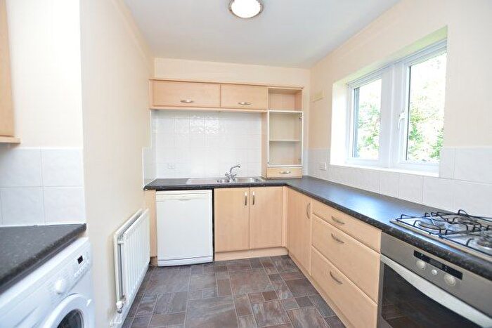 2 Bedroom Flat To Rent In Princes Gate, Wakefield, WF4