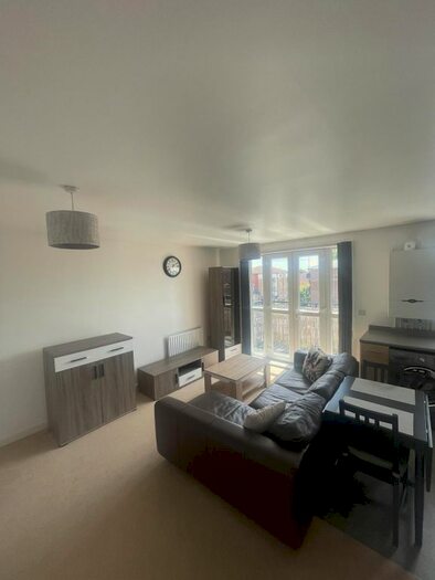 1 Bedroom Flat To Rent In Gareth Drive, London, N9