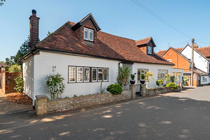 3 Bedroom Cottage For Sale In Ferry Road, Bray, Maidenhead, SL6