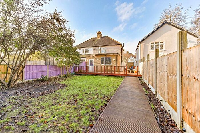 3 Bedroom Semi-detached House To Rent In Sunningdale Road, Sutton, SM1