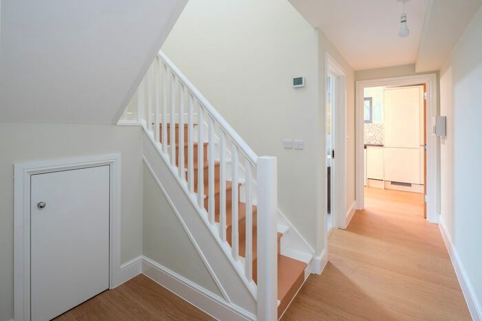 2 Bedroom Maisonette To Rent In (Ground-Floor Maisonette) Shannon House, Cameron Road, IG3