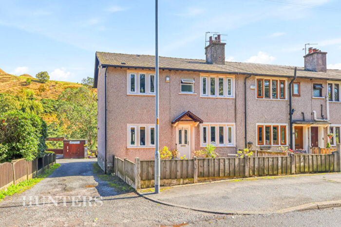 4 Bedroom End Of Terrace House For Sale In Dean Head, Todmorden Road, Littleborough, OL15