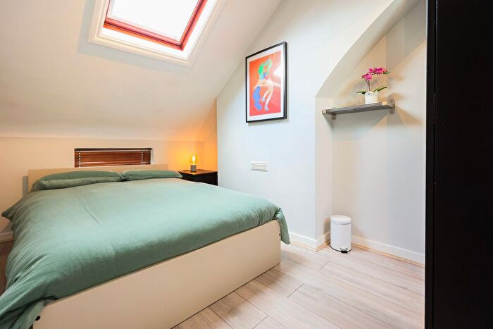 1 Bedroom Flat To Rent In Seven Sisters Road, London, N15