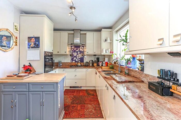 4 Bedroom Detached House For Sale In Long Acres Lane, Whitworth, OL12