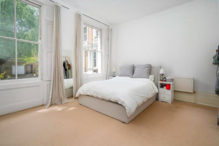 1 Bedroom Apartment To Rent In Wallace Road, Islington, London, N1