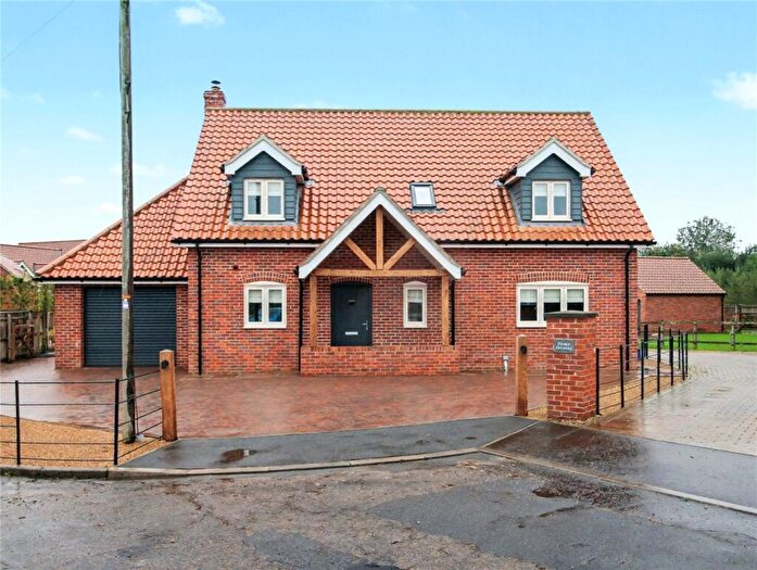 4 Bedroom Detached House For Sale In Larch Grove, North Elmham, Dereham, Norfolk, NR20