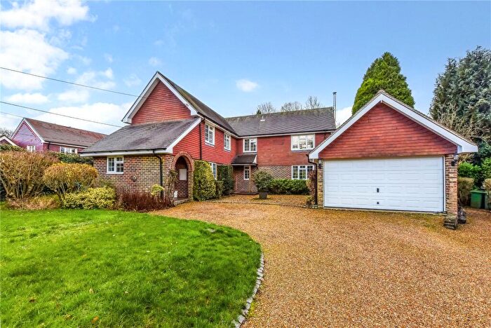 4 Bedroom Detached House For Sale In North Lane, Buriton, Petersfield, Hampshire, GU31