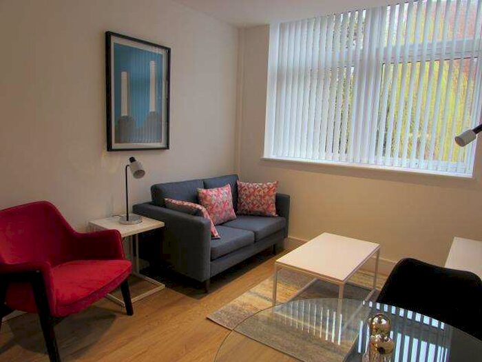 1 Bedroom Flat To Rent In Felt House, Laporte Way, Luton LU4