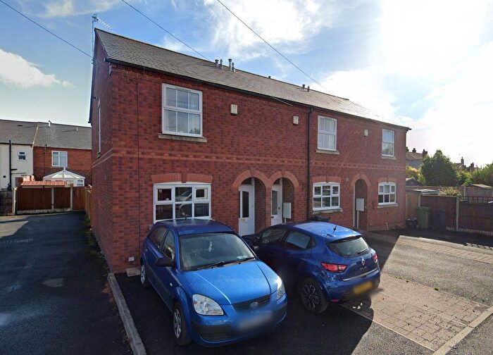 2 Bedroom Semi-Detached House To Rent In Sutton Street, Stourbridge, DY8