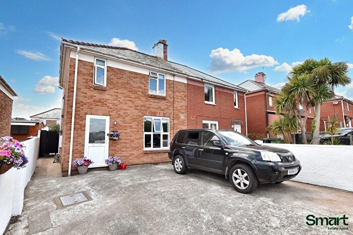 3 Bedroom Semi-Detached House For Sale In Myrtle Road, Exeter, EX4