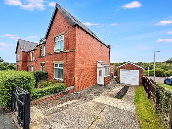 2 Bedroom End Terrace House For Sale In Sunniside Road, Sunniside, Newcastle Upon Tyne, NE16