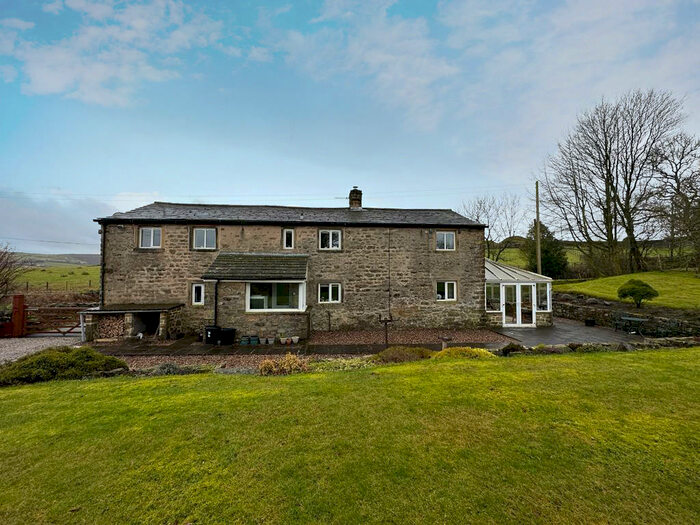 4 Bedroom Detached House For Sale In Lane House Road, Cowling, BD22