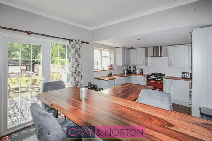 5 Bedroom End Of Terrace House To Rent In Selwood Road, Addiscombe, CR0