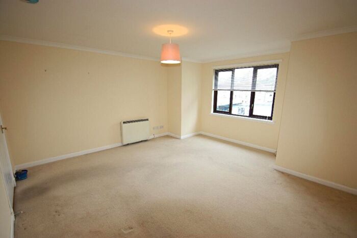 2 Bedroom Apartment To Rent In Wanless Court, Musselburgh, East Lothian, EH21