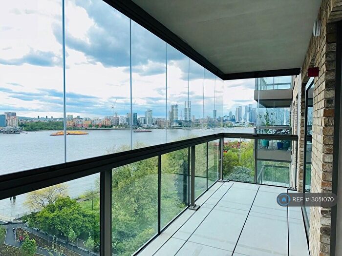 2 Bedroom Flat To Rent In Riverscape Walk, London, E16