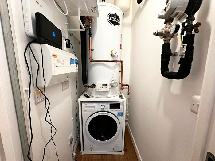 2 Bedroom Apartment To Rent In Windmill Street, Birmingham, B1