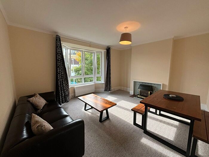 2 Bedroom Flat To Rent In Ancrum Drive, Dundee, DD2