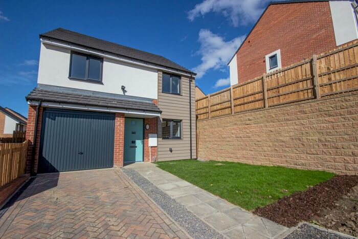 3 Bedroom Detached House To Rent In Willowford Place, Newcastle Upon Tyne, Tyne And Wear, NE15