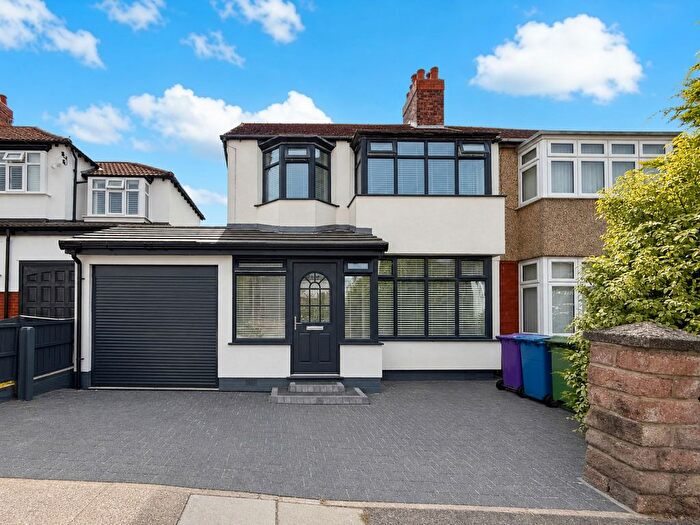 4 Bedroom Semi-Detached House For Sale In Cheyne Gardens, Liverpool, L19