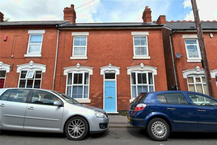 3 Bedroom House To Rent In Bank Street, Birmingham, West Midlands, B14