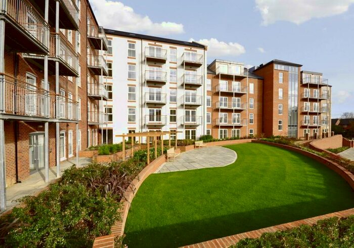 Flat To Rent In St Marys Road, Market Harborough, LE16