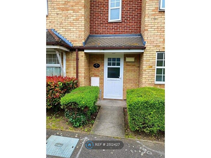 1 Bedroom Flat To Rent In Bishop Court, Luton, LU2