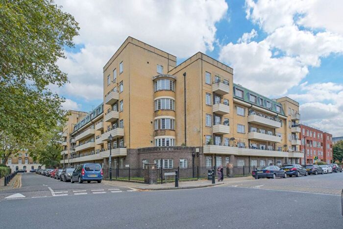 1 Bedroom Flat For Sale In Arbour House, Arbour Square, Stepney, London, E1
