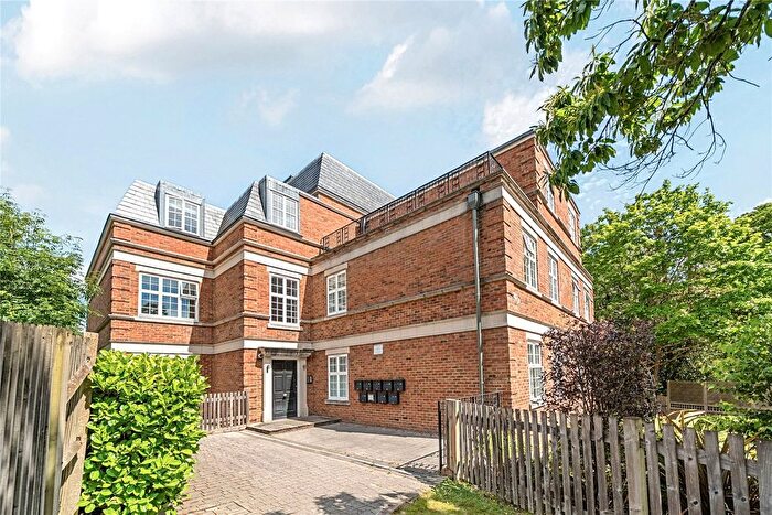 3 Bedroom Flat For Sale In Chislehurst Road, Chislehurst, BR7