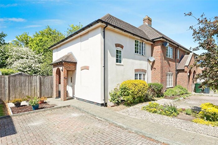 2 Bedroom End Of Terrace House For Sale In Sunley Gardens, Godmersham, Canterbury, Kent, CT4