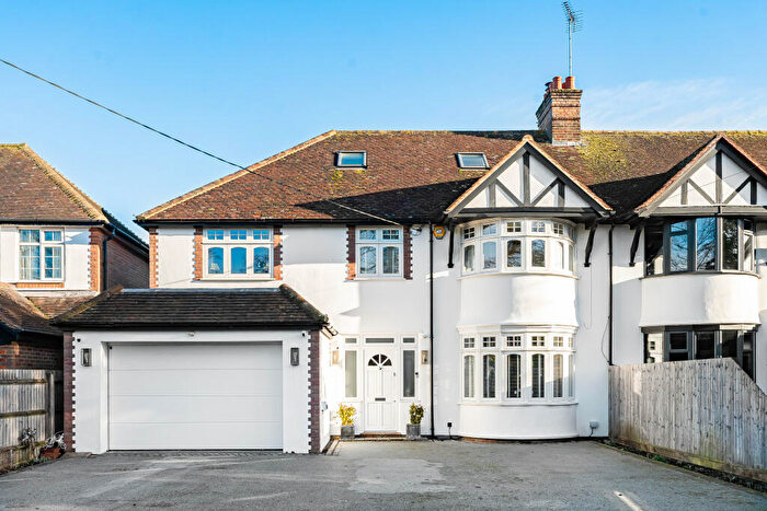 5 Bedroom Semi Detached House For Sale In Grove Road, Tring, HP23