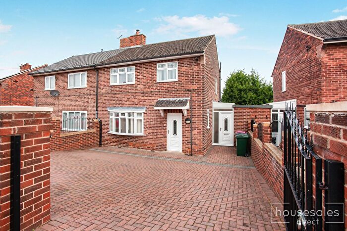 3 Bedroom Semi-Detached House For Sale In Wesley Avenue Swallownest, Sheffield, S26