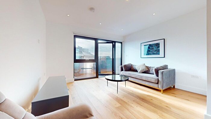 2 Bedroom Flat To Rent In New Horizons Court, Brentford, TW8