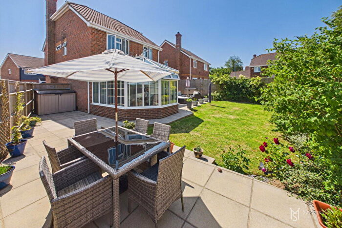 4 Bedroom Detached House For Sale In Wheelwright Close, Eastbourne, East Sussex, BN22