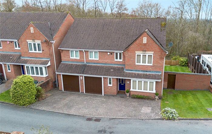 5 Bedroom Detached House For Sale In Kenneth Vincent Close, Redditch, Worcestershire, B97