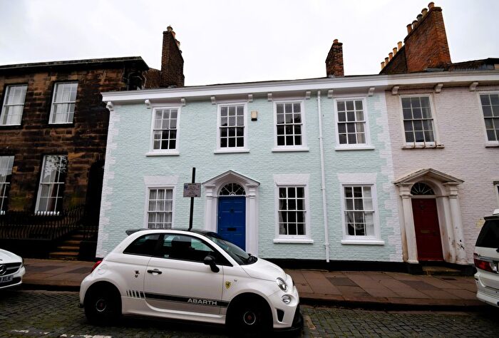 4 Bedroom Town House To Rent In Abbey Street, Carlisle, CA3