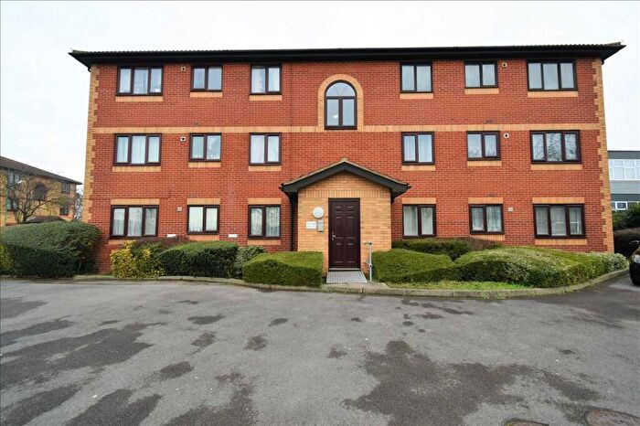 2 Bedroom Apartment To Rent In Ellis Court, Churchill Close, Dartford, DA1