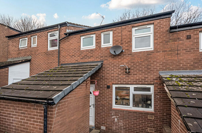 3 Bedroom Terraced House For Sale In Snowden Lawn, Leeds, West Yorkshire, LS13
