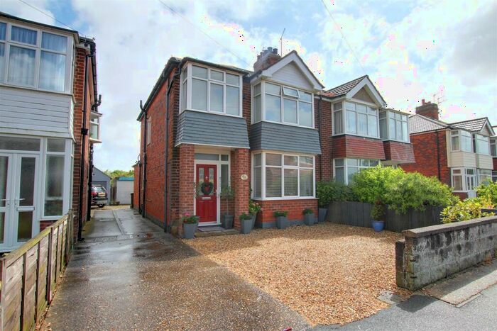 3 Bedroom Semi-Detached House For Sale In Wellington Road, Mablethorpe, LN12