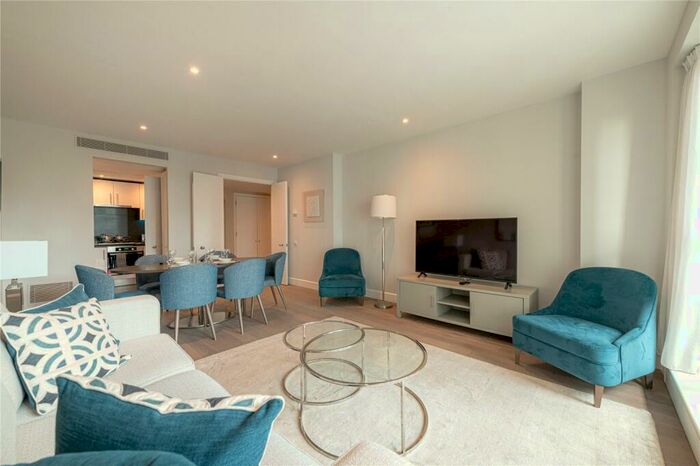 2 Bedroom Apartment To Rent In Westferry Circus, London, E14