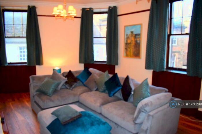 2 Bedroom Flat To Rent In High Street, Elgin, IV30