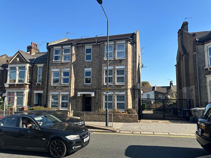 1 Bedroom Flat For Sale In Flat, Manor Park Road, Harlesden, London, NW10