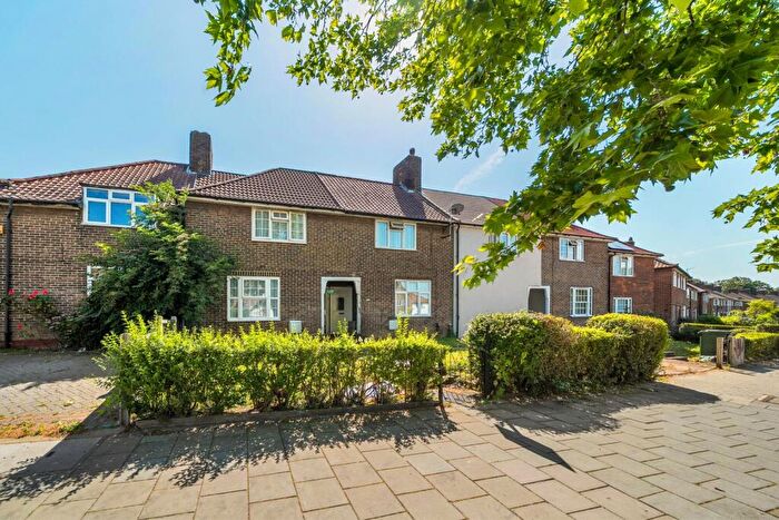 2 Bedroom Terraced House For Sale In Downham Way, Bromley, BR1