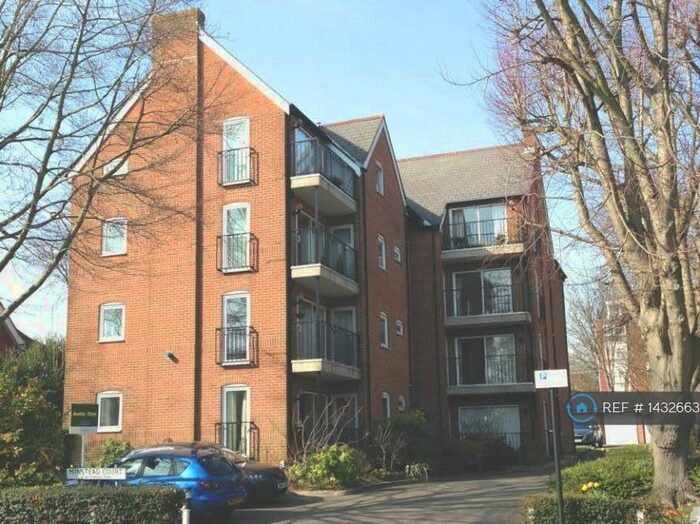 2 Bedroom Flat To Rent In Westwood Road, Southampton, SO17
