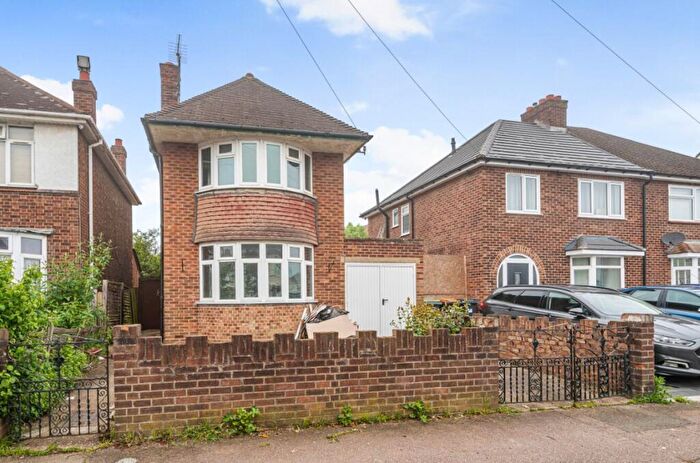 3 Bedroom Detached House To Rent In Chantry Road, Kempston, Bedford, MK42