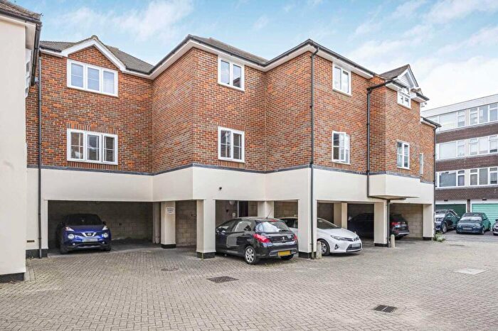 1 Bedroom Flat For Sale In High Street, Eton, Windsor, Windsor And Maidenhead, SL4